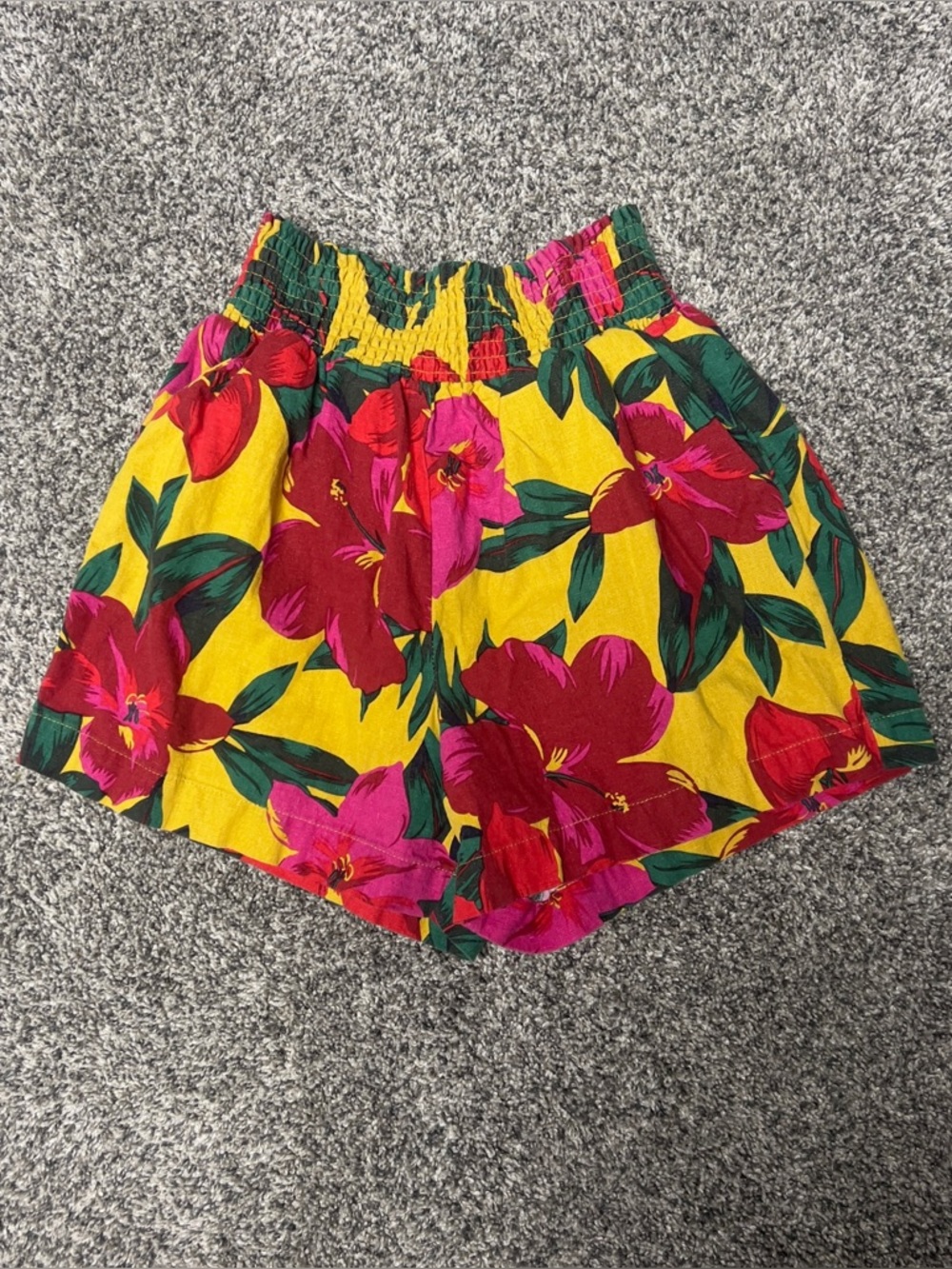 C&C California Linen BlendTropic Floral High-Waist Smocked Shorts Medium
